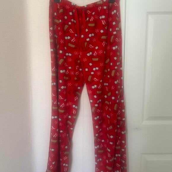 Red and white christmas hot chocolate pajama pants - Picture 5 of 8